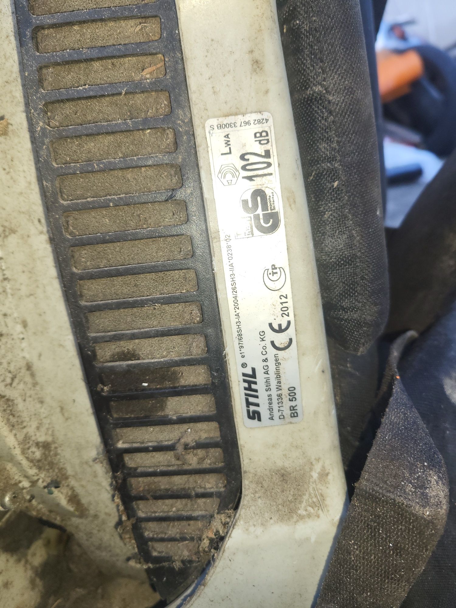 Dmuchawa plecakowa stihl br 600 uszkodzona