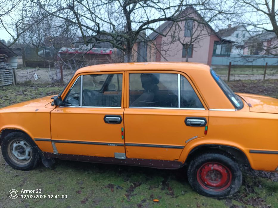 Продам ВАЗ 2101 на ходу,на запчастини