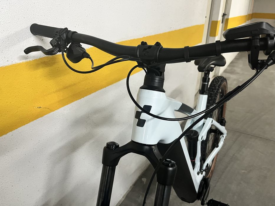 Bicicleta Elétrica NOVA – CUBE Stereo Hybrid 140 HPC Pro 750