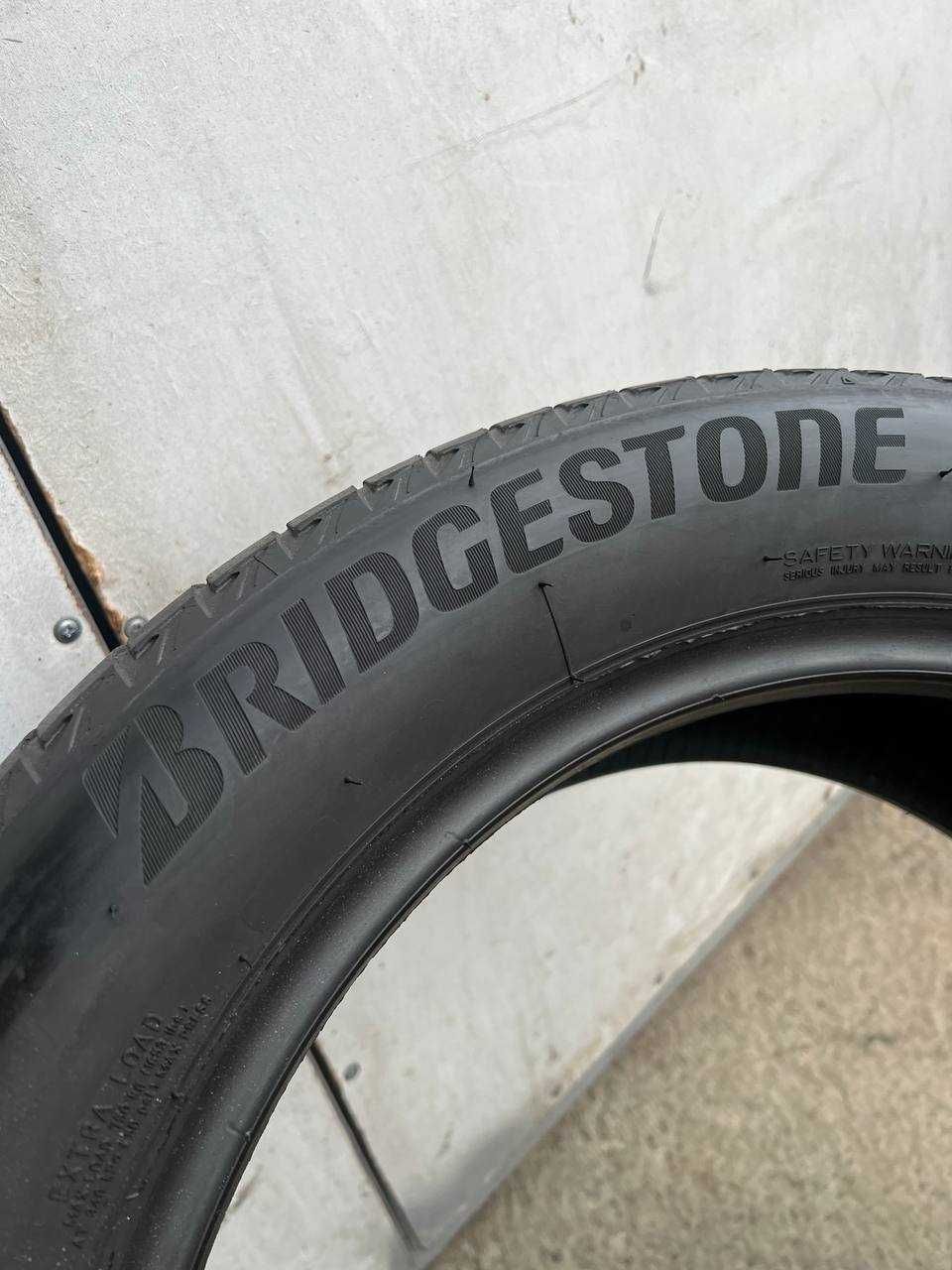 Літні Шини 215 55 R17 Bridgestone Turanza T005