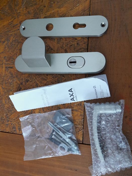 Накладная ручка AXA