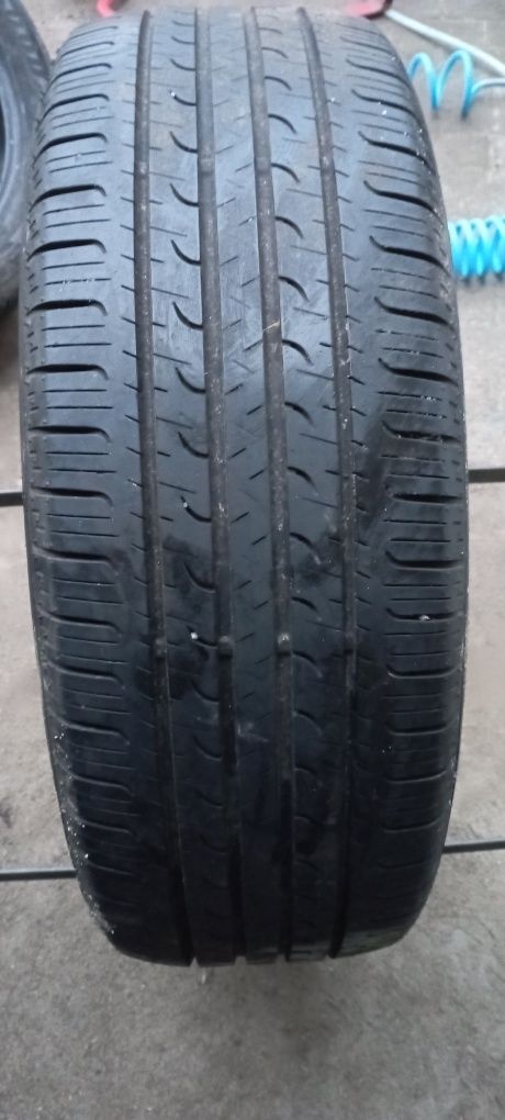 Opona 1szt 225/55/19 99V Goodyear Efficient Grip SUV 4x4 6,5mm