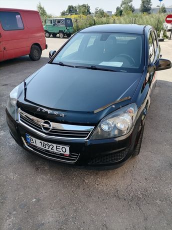 Продам Opel Astra H 2010