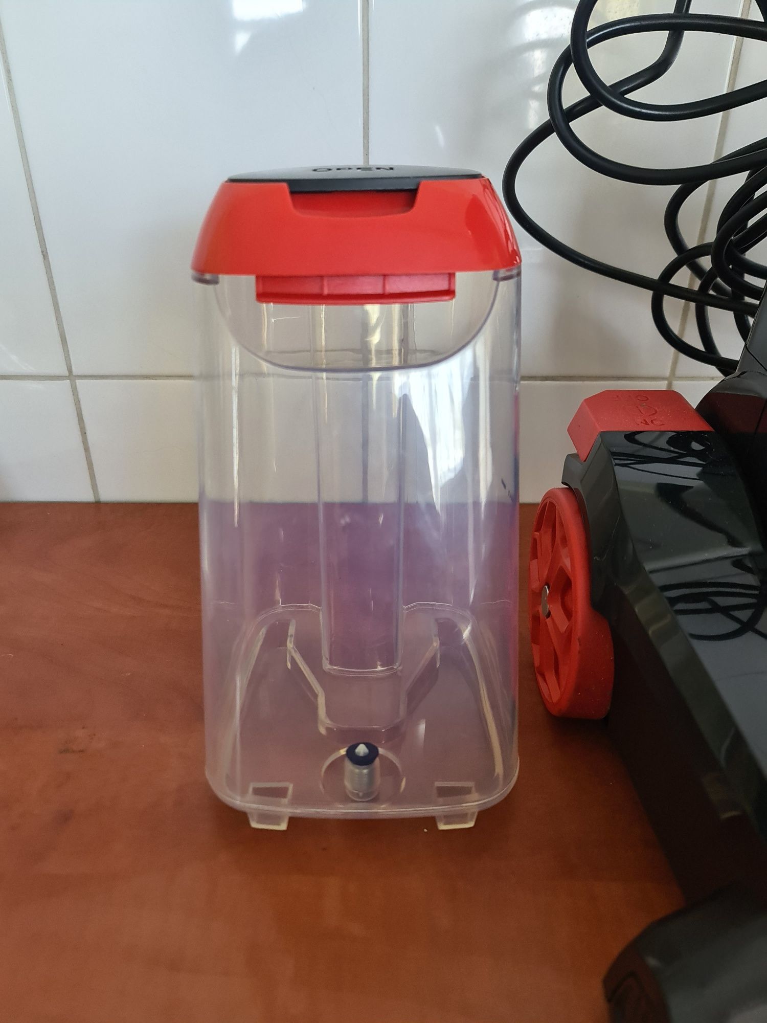Odkurzacz piorący pionowy do dywanów CLEANmaxx 800W