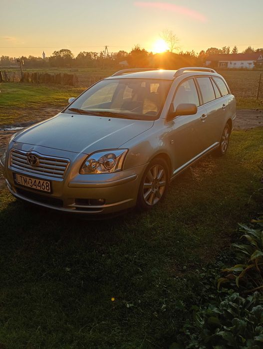 Sprzedam Toyota Avensis d 4d