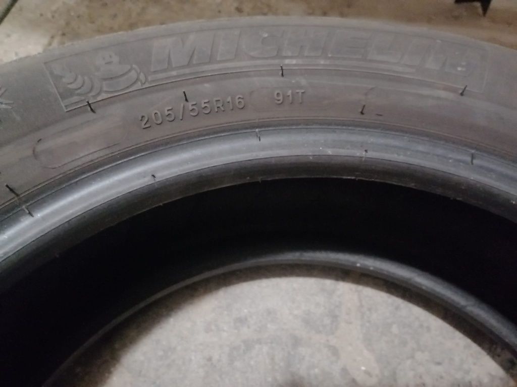 Opony Michelin r16