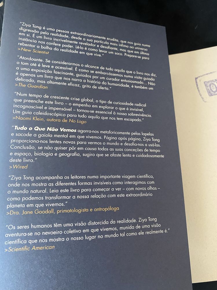 Livro “Tudo o que Não Vemos” de Ziya Tong