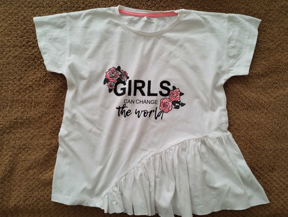 Bluzka koszulka dziewczęca r. 146/152