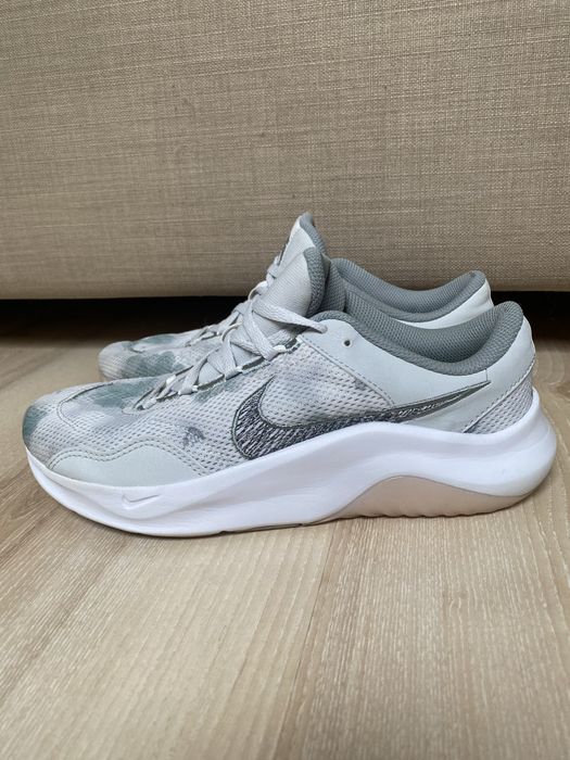 Nike Legend Essential 3 Next Nature Premium r. 38,5