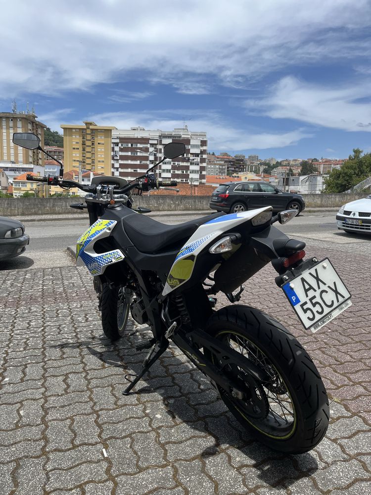 DSR 125 SM Pouco usada