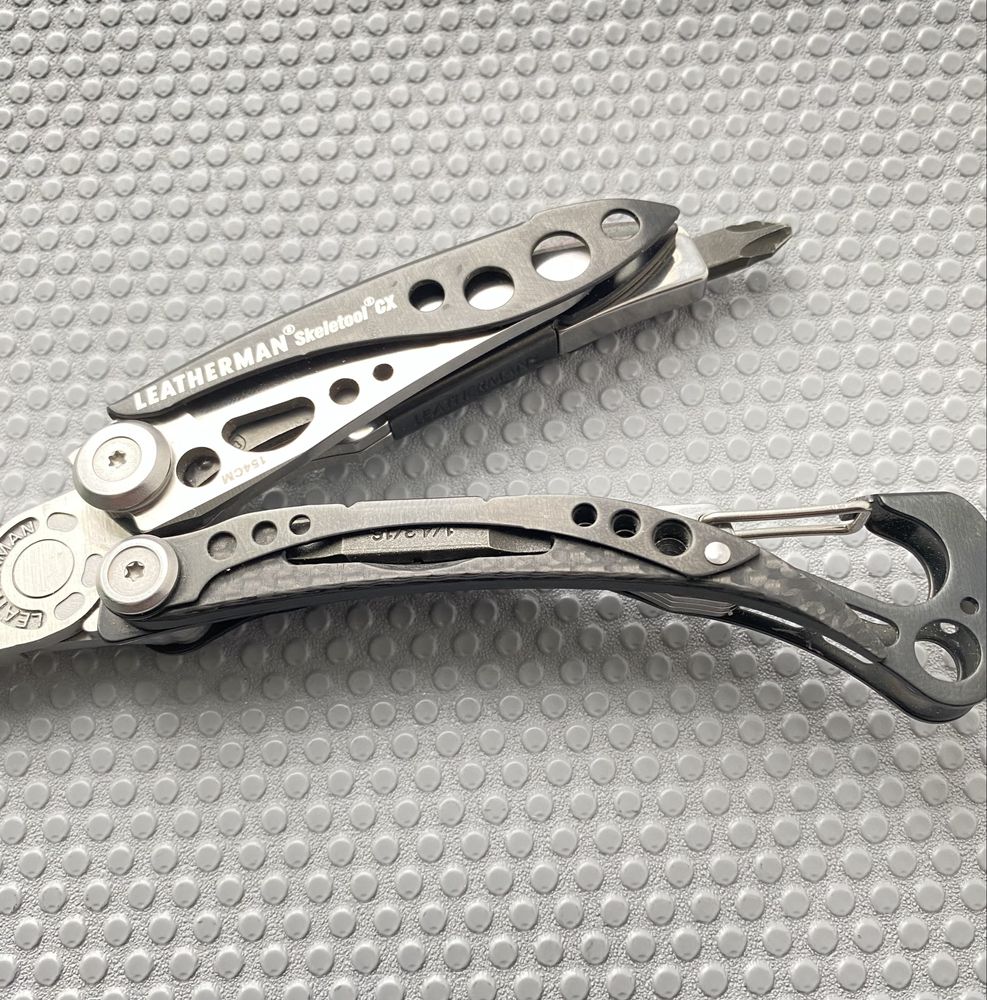 Мультитул Leatherman Skeletool CX 830923