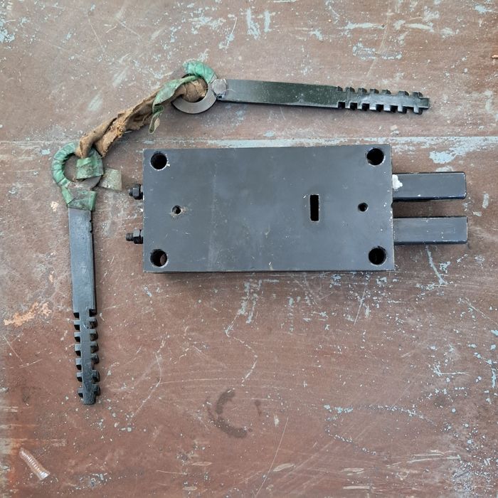 Замок двірний гаражний сссср