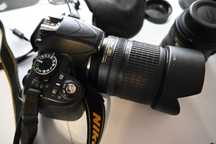 Nikon D3100 body + obiektyw