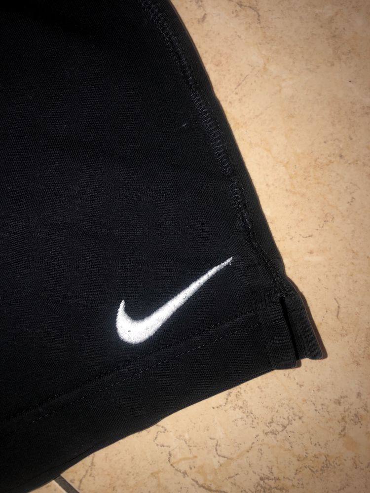 Nike spodenki sportowe