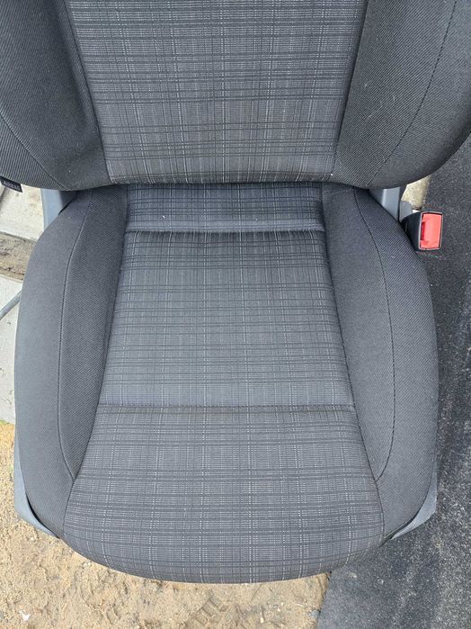 Mercedes vito 447 fotel pasażera pojedyńczy stan bdb