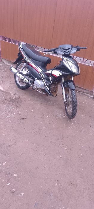 Продам моторку кого цікавить дзвоніть