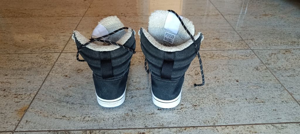 Buty jesienno-zimowa Adidas