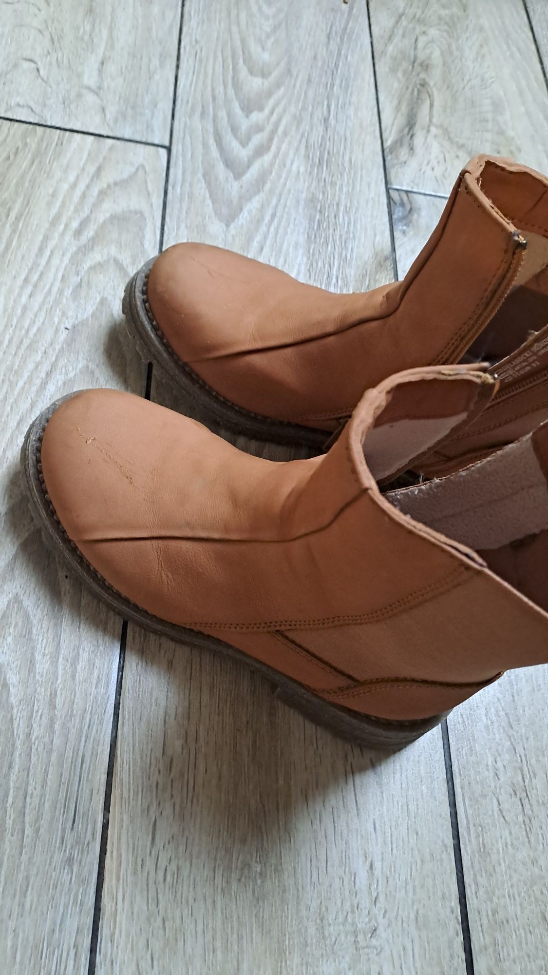 Buty dziewczęce Lasocki r.33