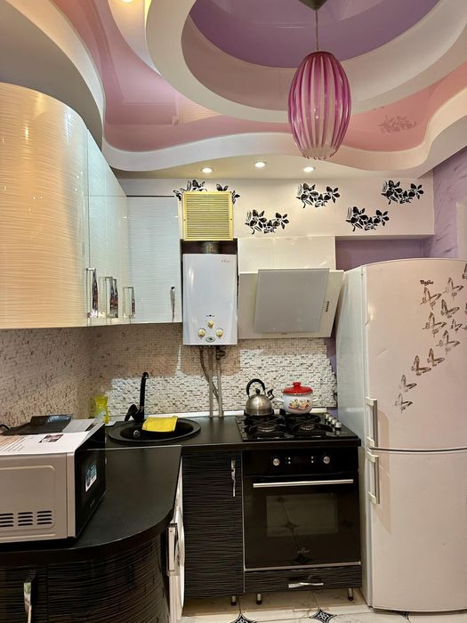 Квартира подобово погодинно!!!В центрі міста!!!