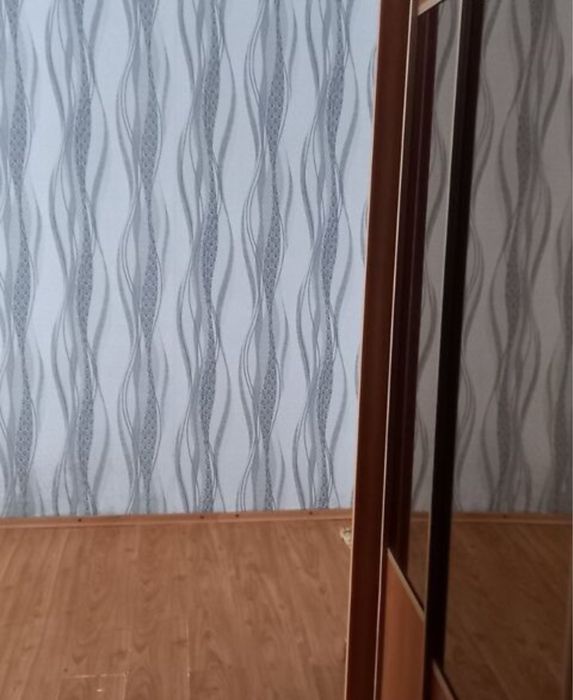 Продаж просторої кімнати в гуртожитку