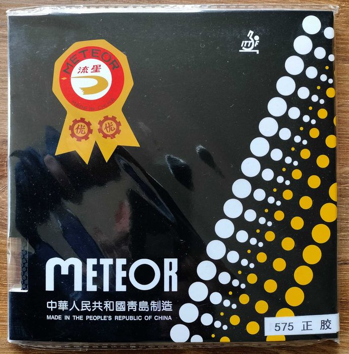 Czopy krótkie Meteor 575 czarna lub czerwona tenis stołowy