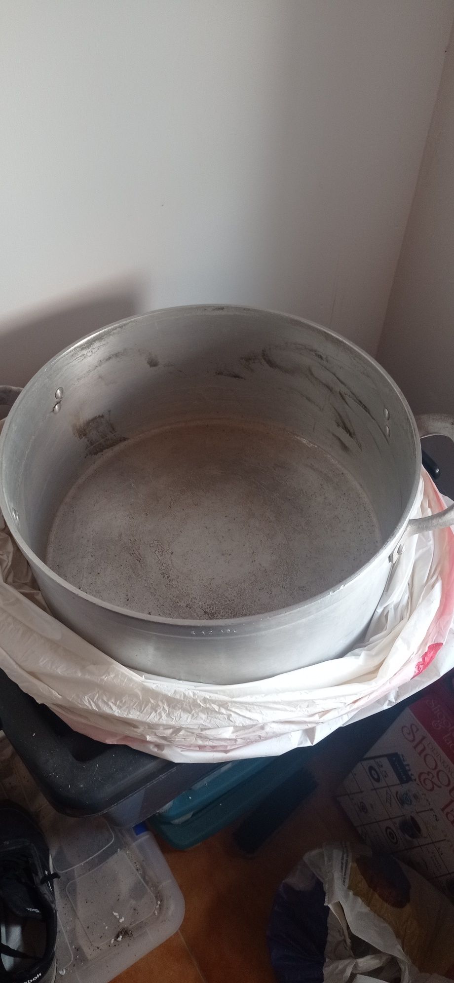 Tacho grande em alumínio