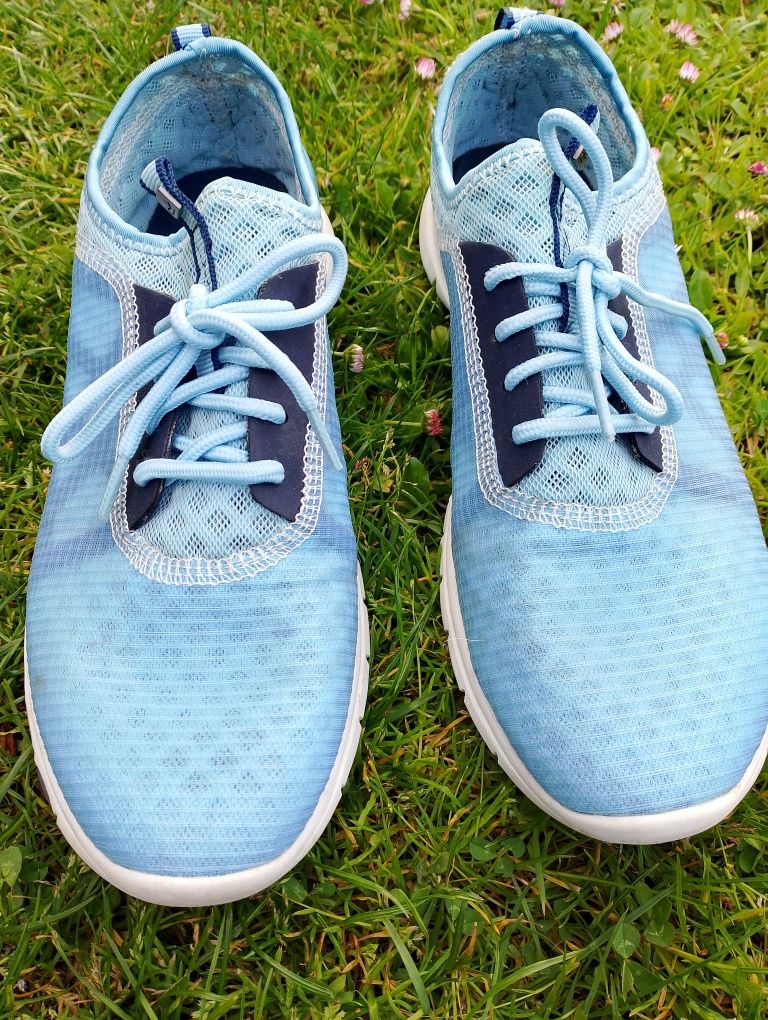 Sprzedam sportowe buty