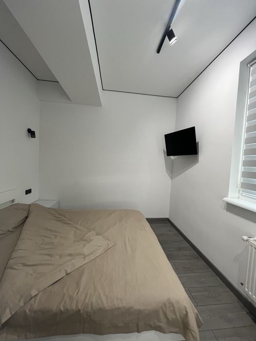 Продаж 2к на Івасюка (ринок, СШ #2, центр)!