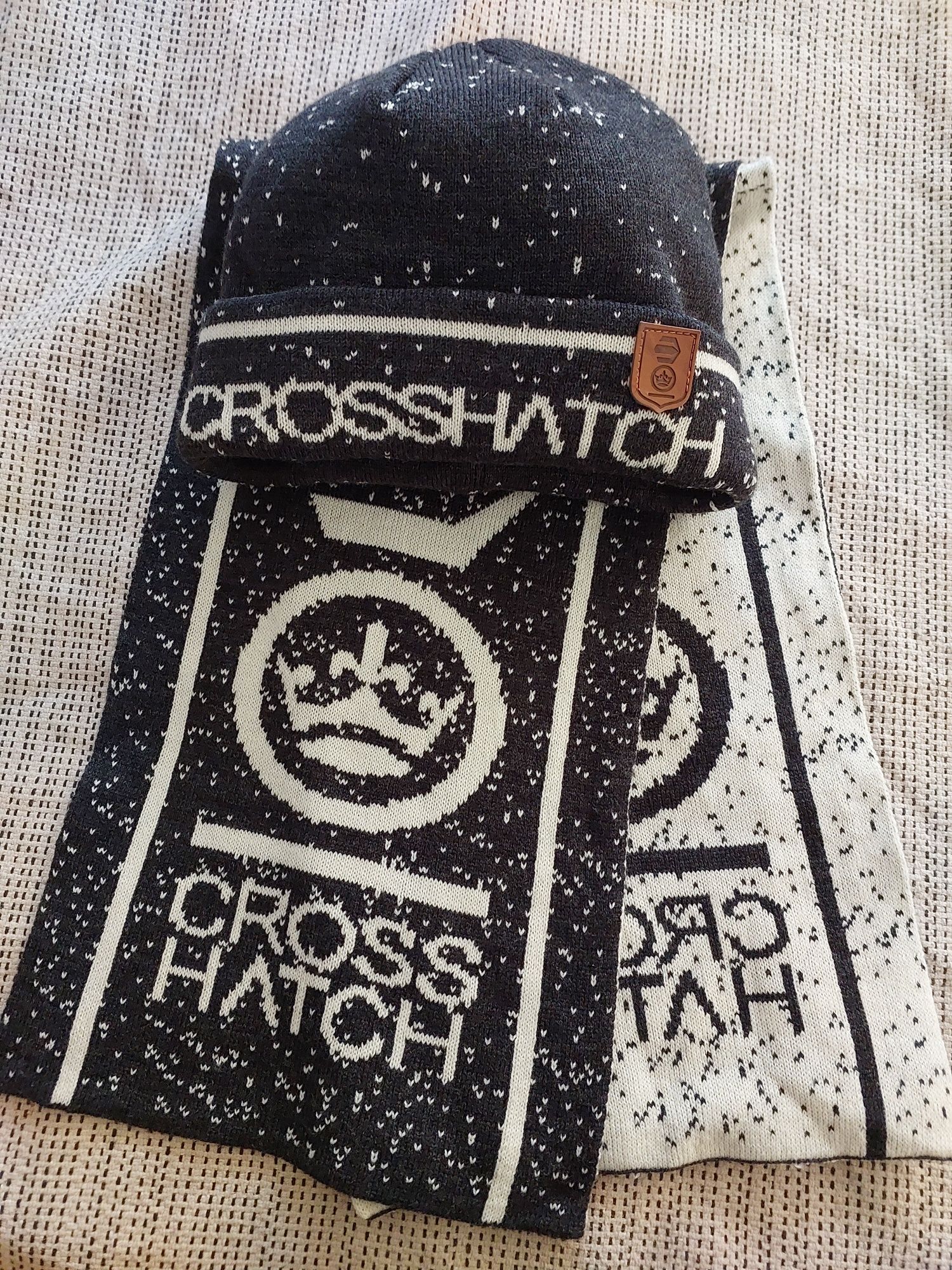 Набір шапка і шарф crosshatch