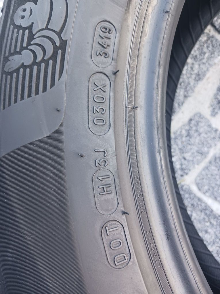 Vendo pneus Demo 235/55/18 Michelin