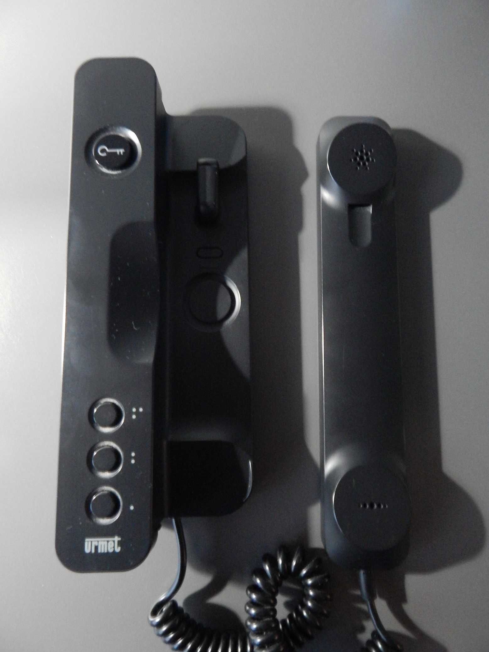 Domofon,unifon URMET analogowy czarny mat,stan jak nowy