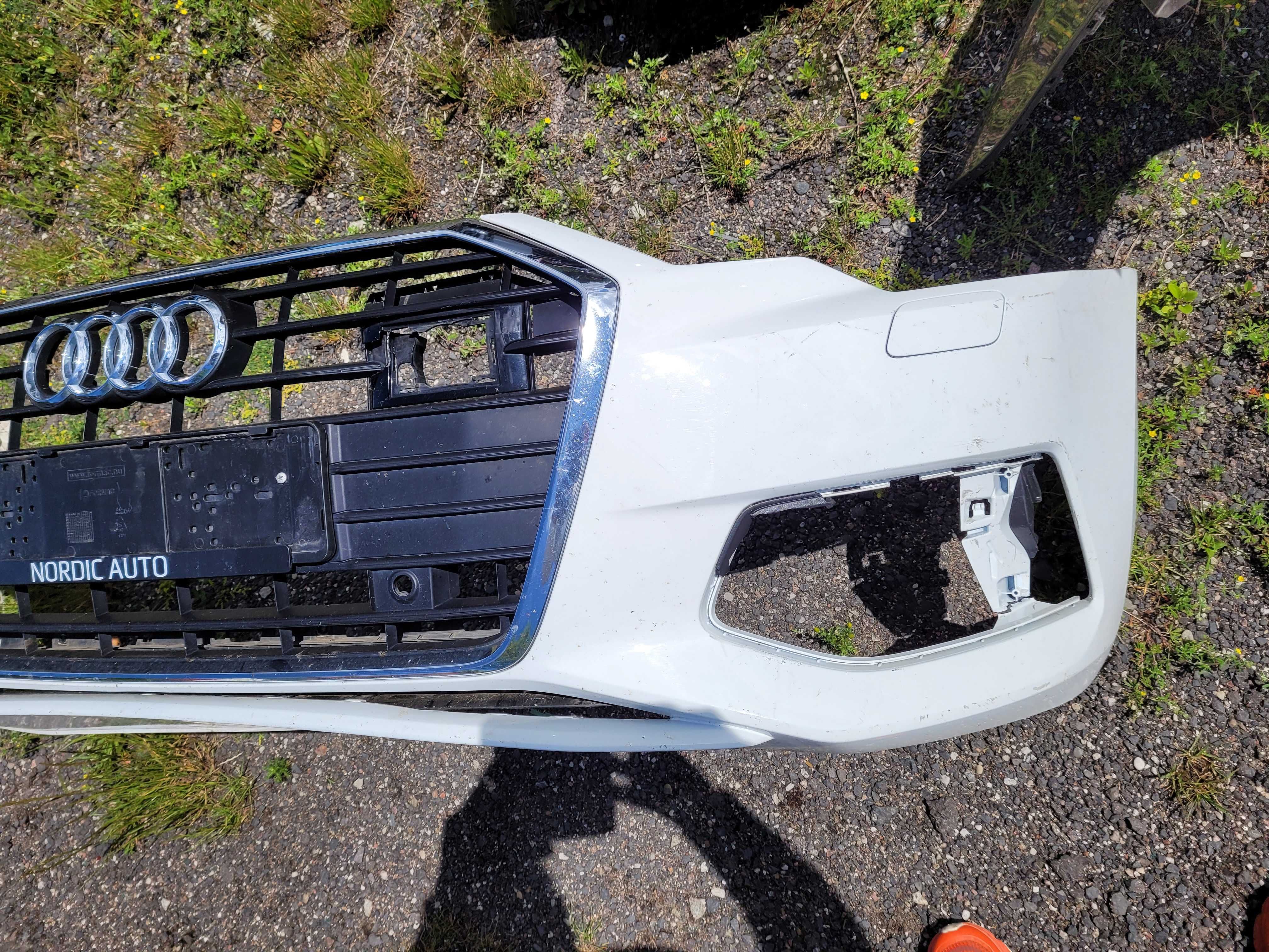 Zderzak przedni Audi A6 C8