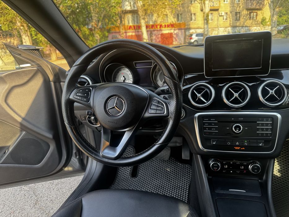 Mercedes-Benz CLA 250 4MATIC 2015 р. – в ідиалі!