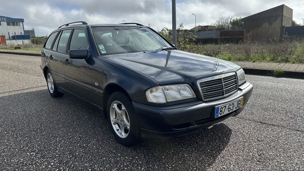 Mercedes-benz c200D station