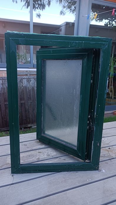 Janela alumínio simples 52x35,5 cm