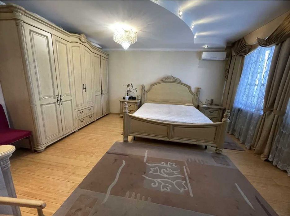 Оренда двокімнатної квартири
Микільсько Слобідська