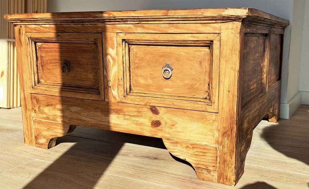 Mesa de centro ou TV, rustica, estilo Mexicano