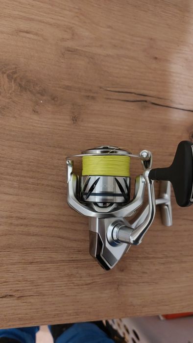 Stradic FM 4000 kołowrotek spinningowy