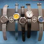 Часы  Victorinox