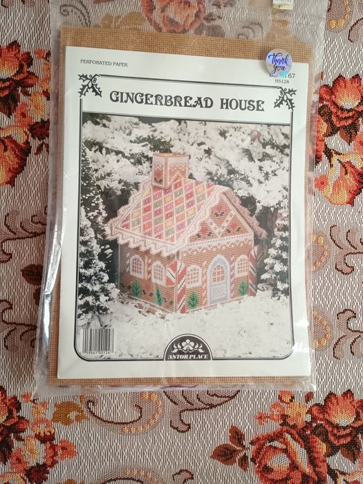 Будиночок на перфорованому папері. Вишивка хрестиком