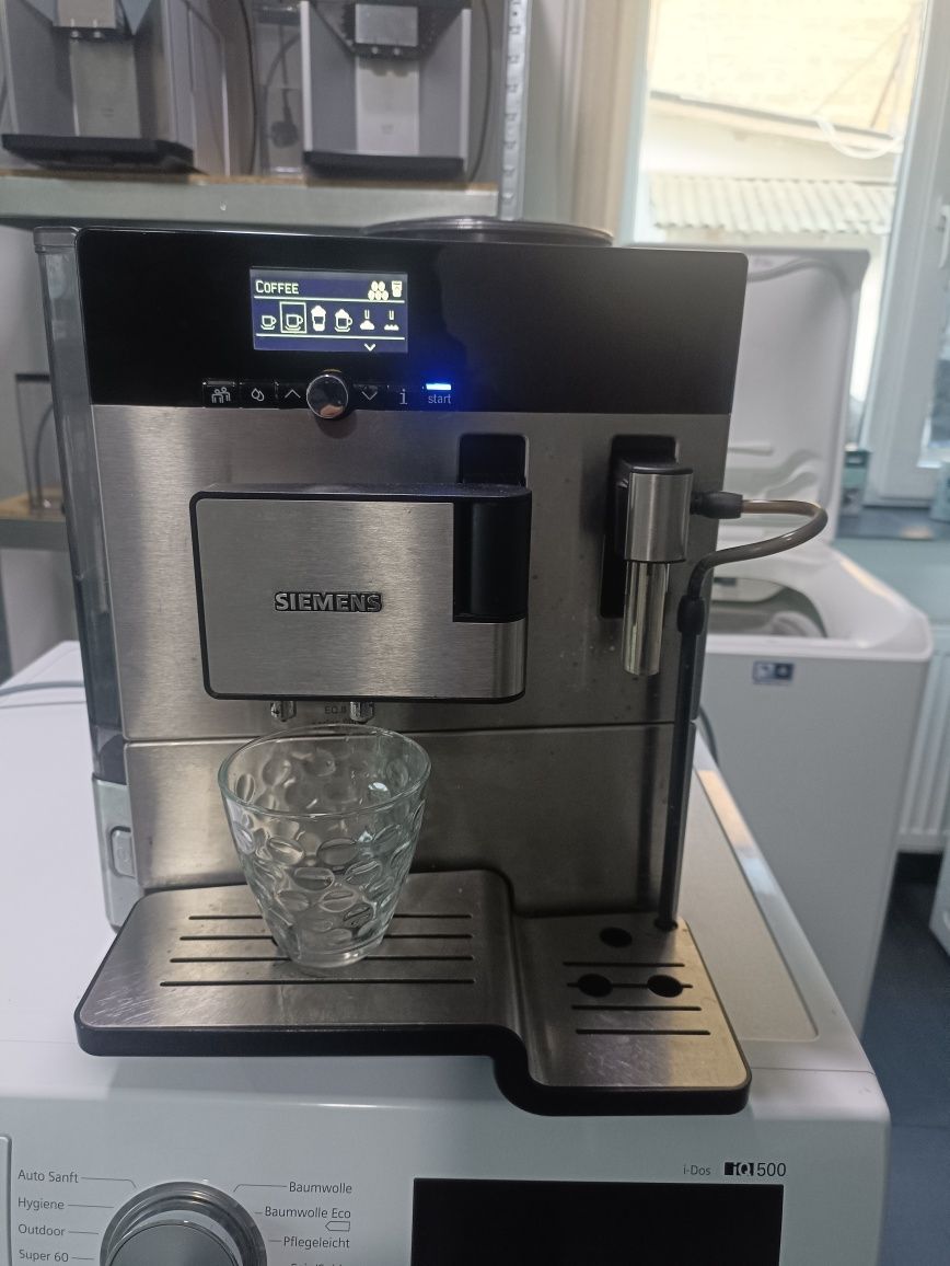 Продается кофемашина Siemens EQ.8 series 600