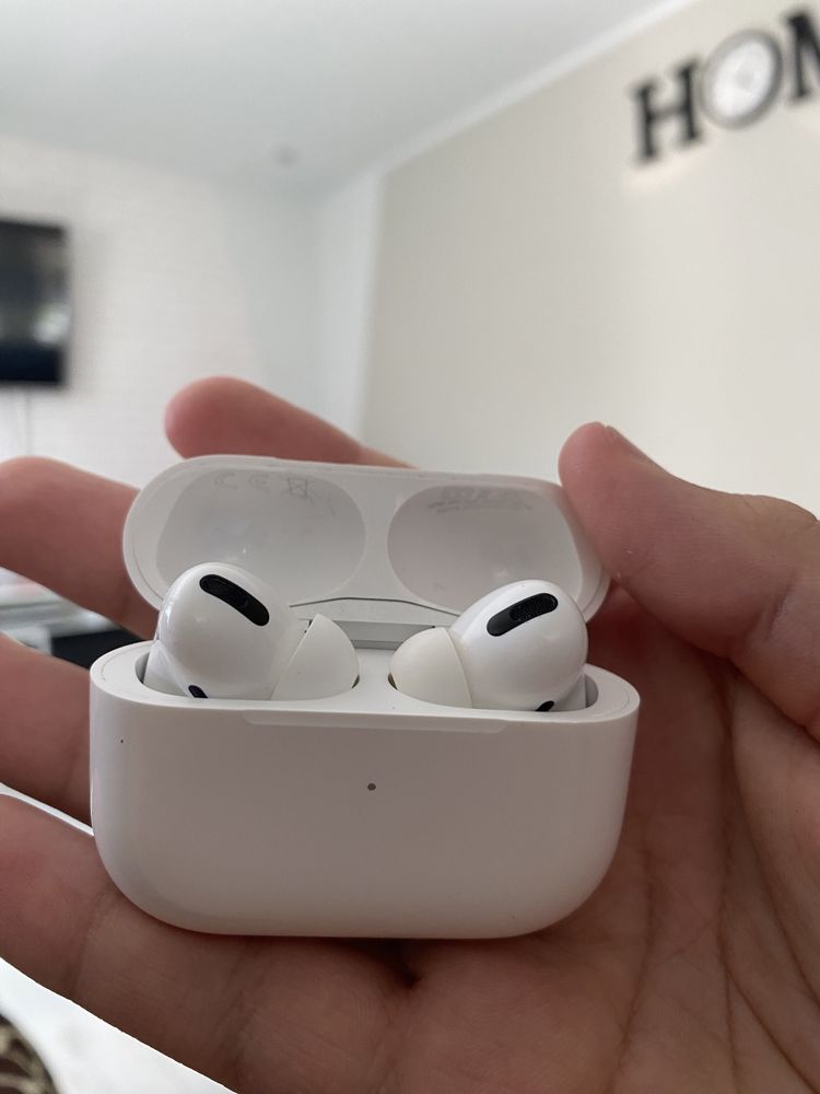 AirPods PRO (1 gen.)