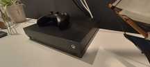 Sprzedam konsole Xbox one x