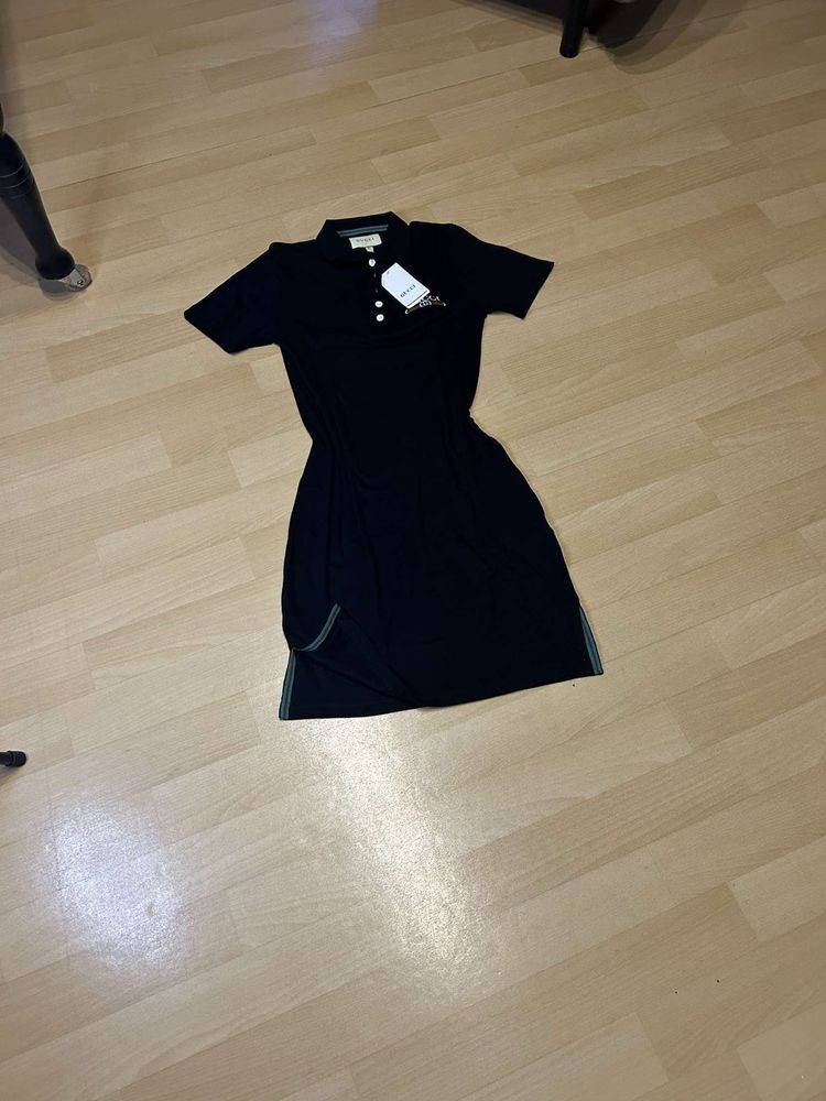 Robe courte pour femme