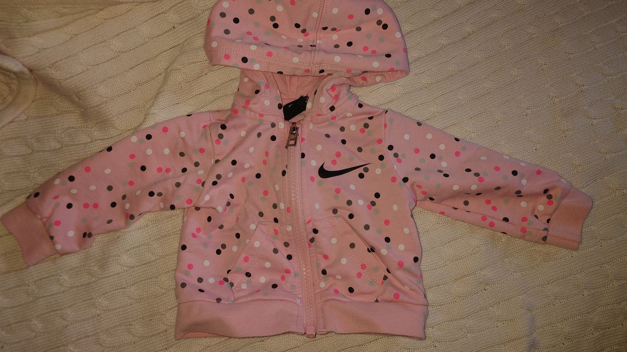 Bluza Nike 56 - 62 po jednym dziecku