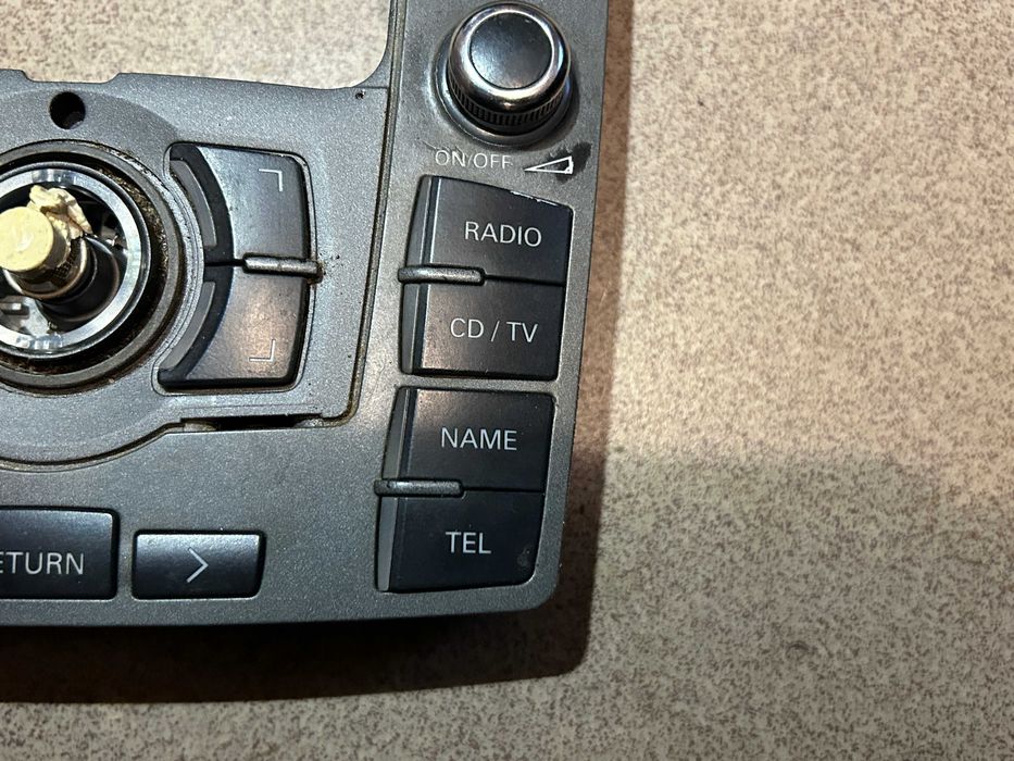 Panel sterowania radia menu audi a6 c6