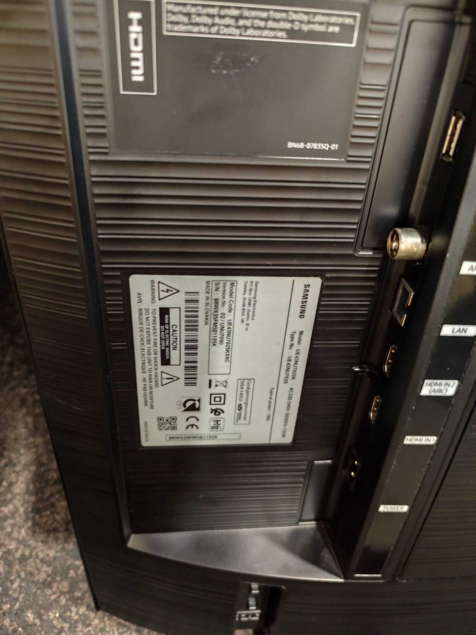 Tv Samsung 43" UE43NU7025
