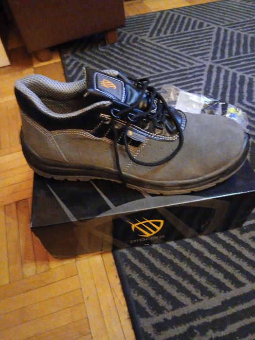 Buty robocze  45 rozmiar