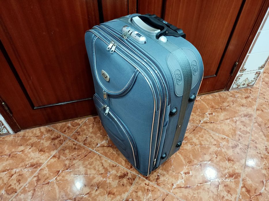 Mala malas de porão até 23 kg viagem casa quarto apartamento vivenda.