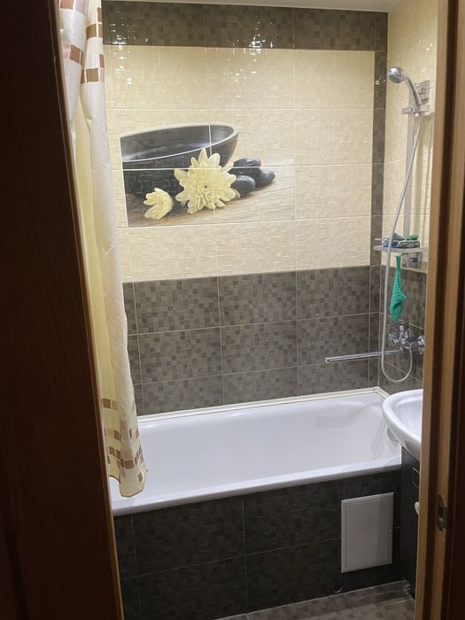 Здам две комнаты в трех комнатной квартире